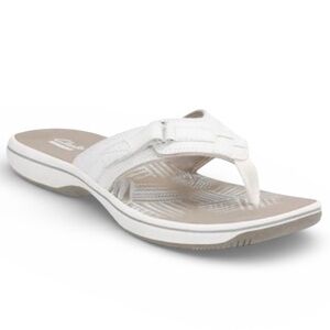 Clarks Cloudsteppers Reyna Flip Flop Sandals In White